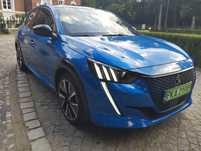 Peugeot 208 Piękny niebieski kolor GT dobrze wyposażony