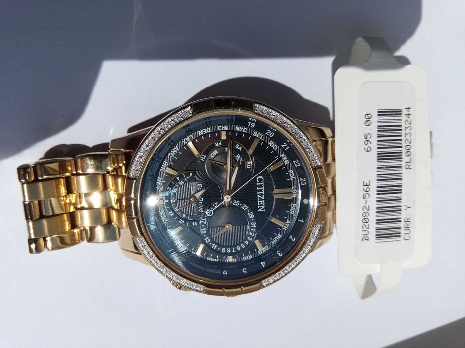 Японские мужские часы с 32 бриллиантами Citizen Eco-Drive BU2082-56E