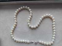 Naszyjnik z pereł / Perły naturalne hodowane białe