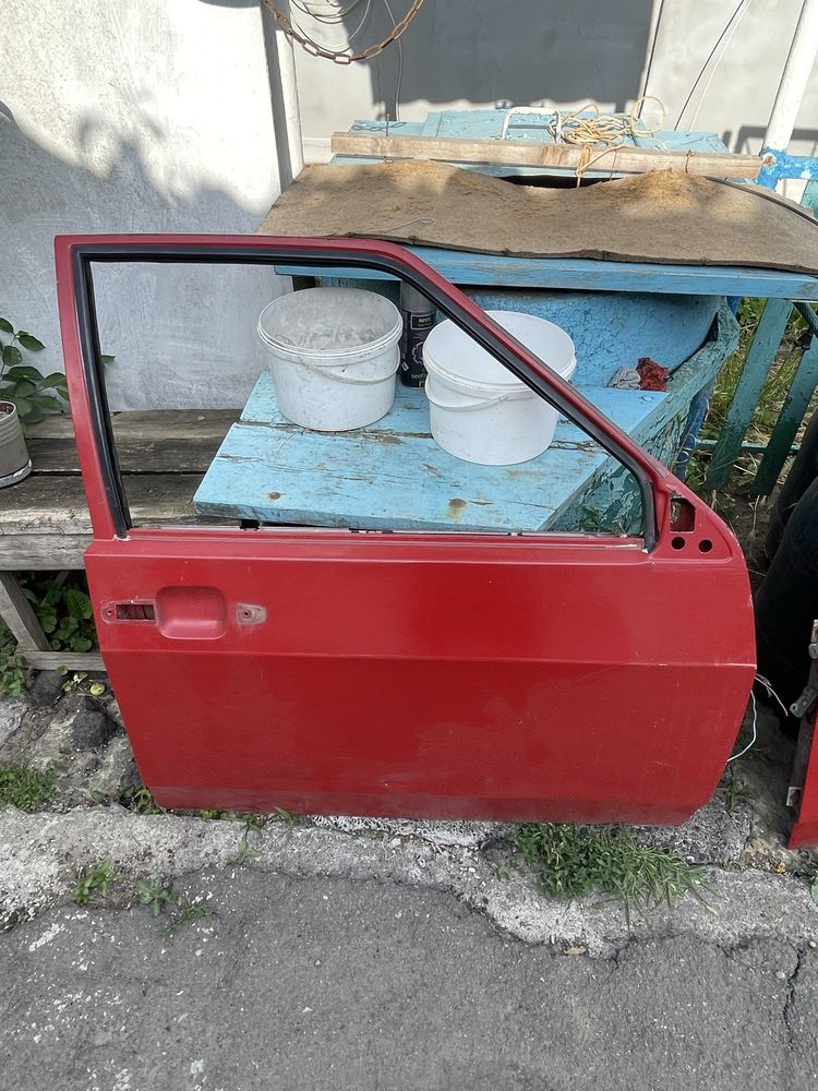 Продам двері на ваз 2109-21099