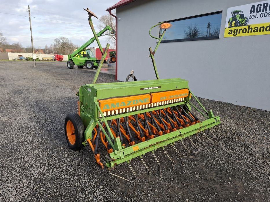 Siewnik Amazone D8 Super 30 BOGATE WYPOSAŻENIE