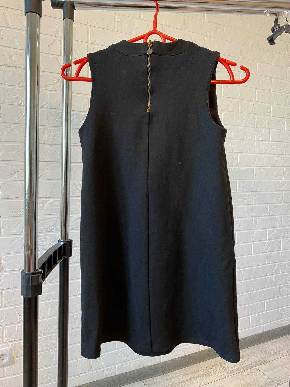 Трикотажне чорне плаття без рукавів на 9 -10 років