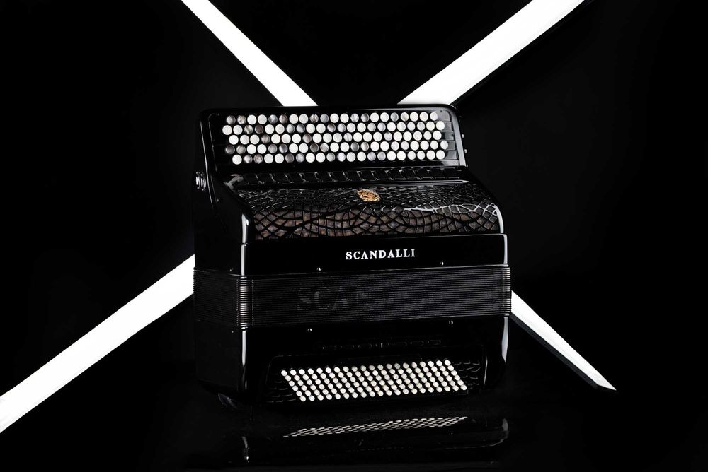 Akordeon Scandalli Conservatorio Extreme X, konwerter, kanałowy