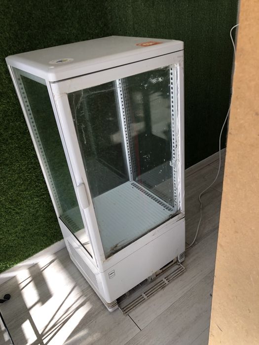 Frigorifico Vitrine METRO MAKRO 70 L