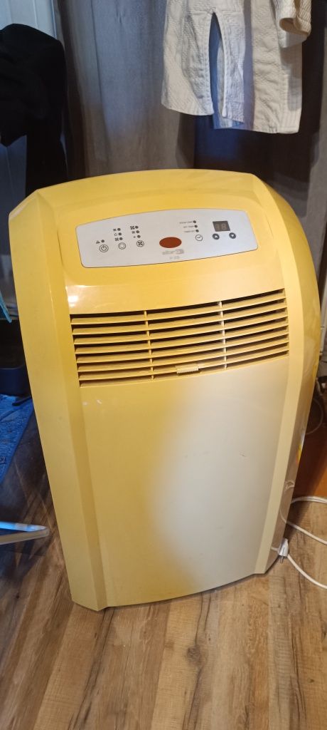 Klimatyzacja 6st. Klimatyzator z pilotem
