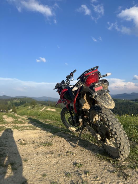 Продам мотоцикол Forte cross 250