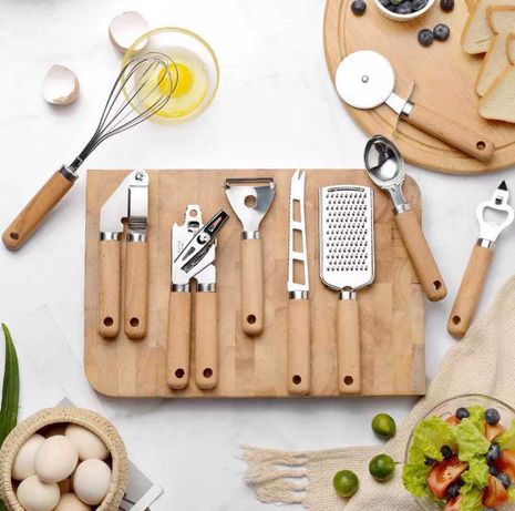 Набор кухонных инструментов из 9 предметов с деревянной ручкой