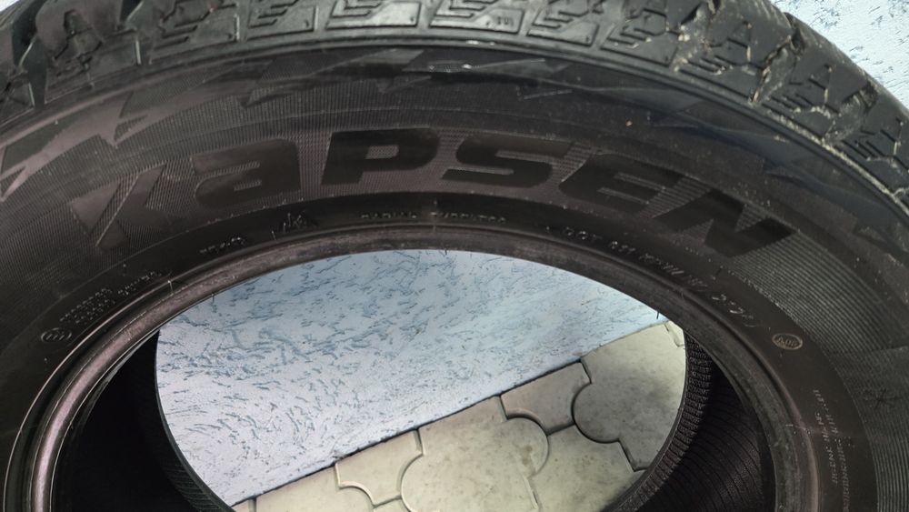 Зимові шини 265/60 r18 Kapsen