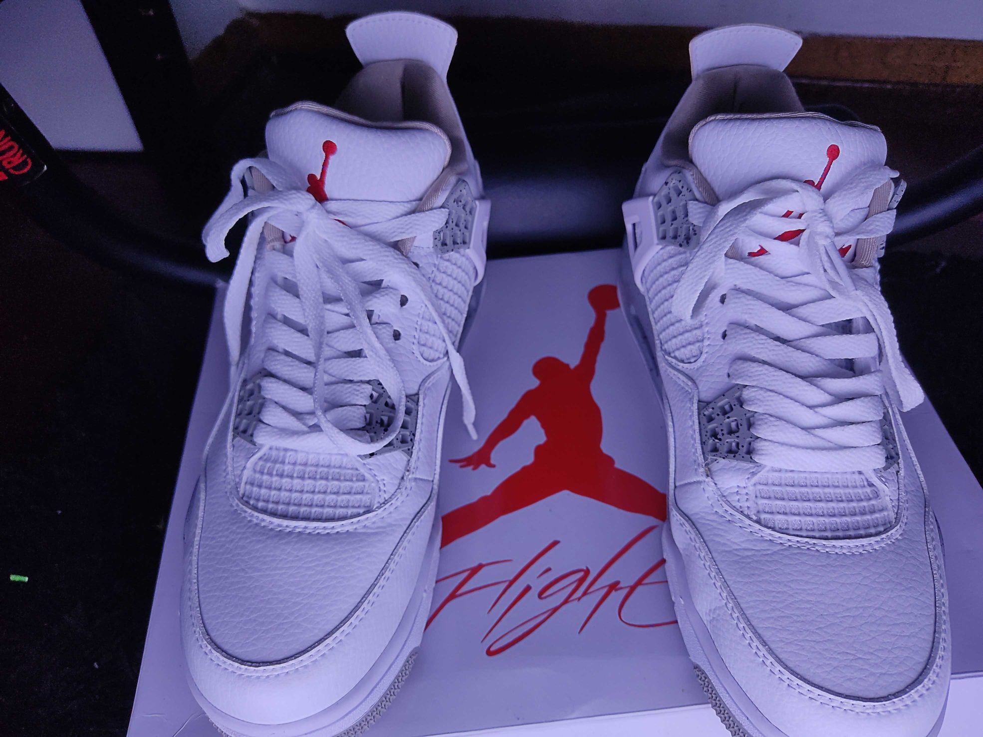 Tênis Jordan 4 retro