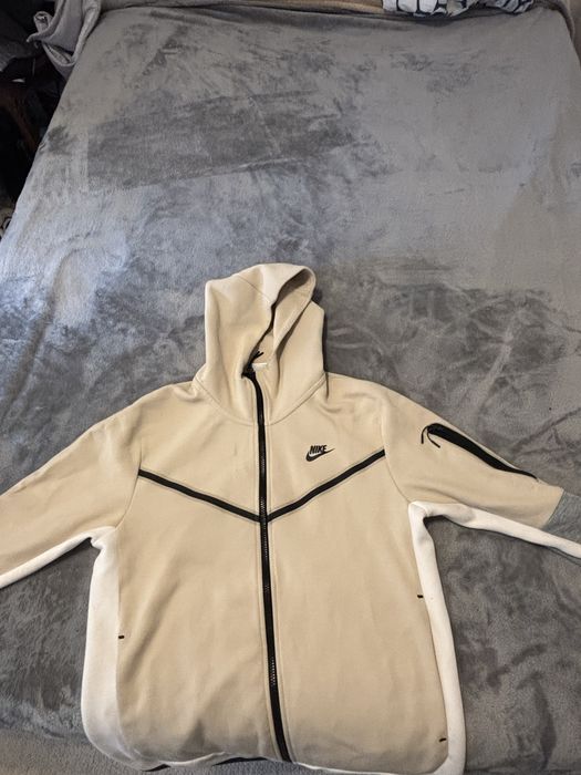 Casaco Nike Tech tamanho M