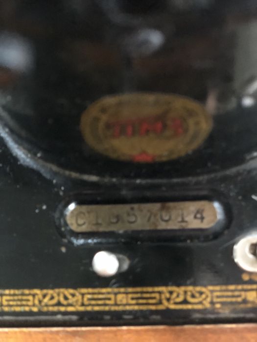 Ручна швейна машинка