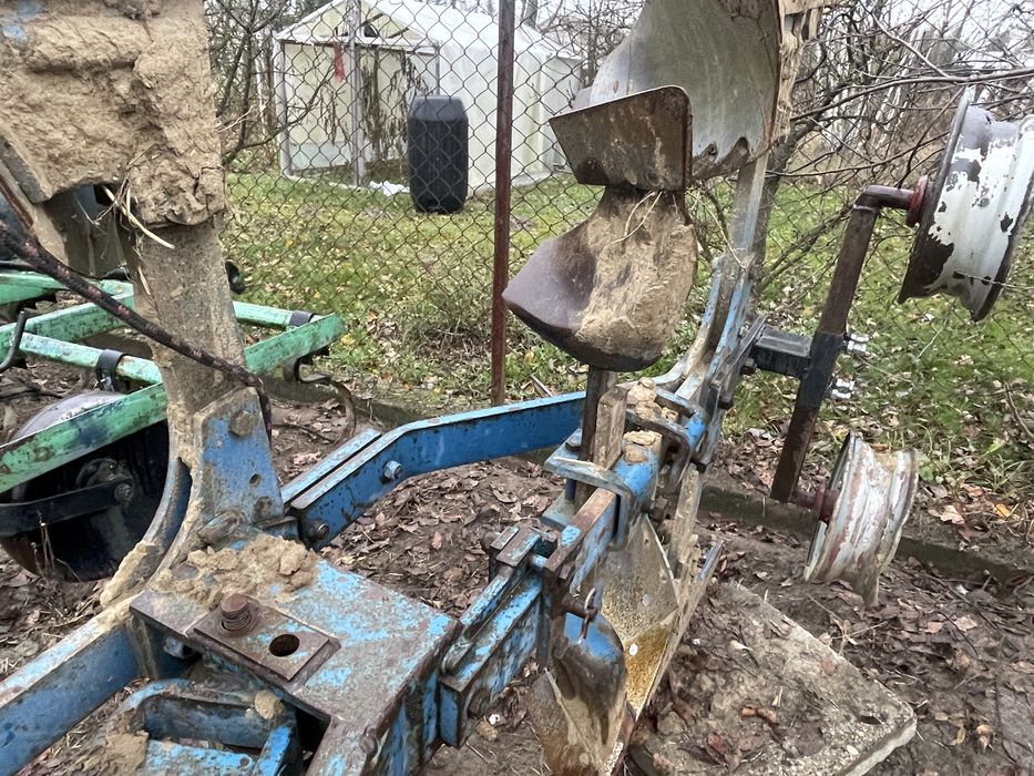 Pług obrotowy 2 skibowy FROST