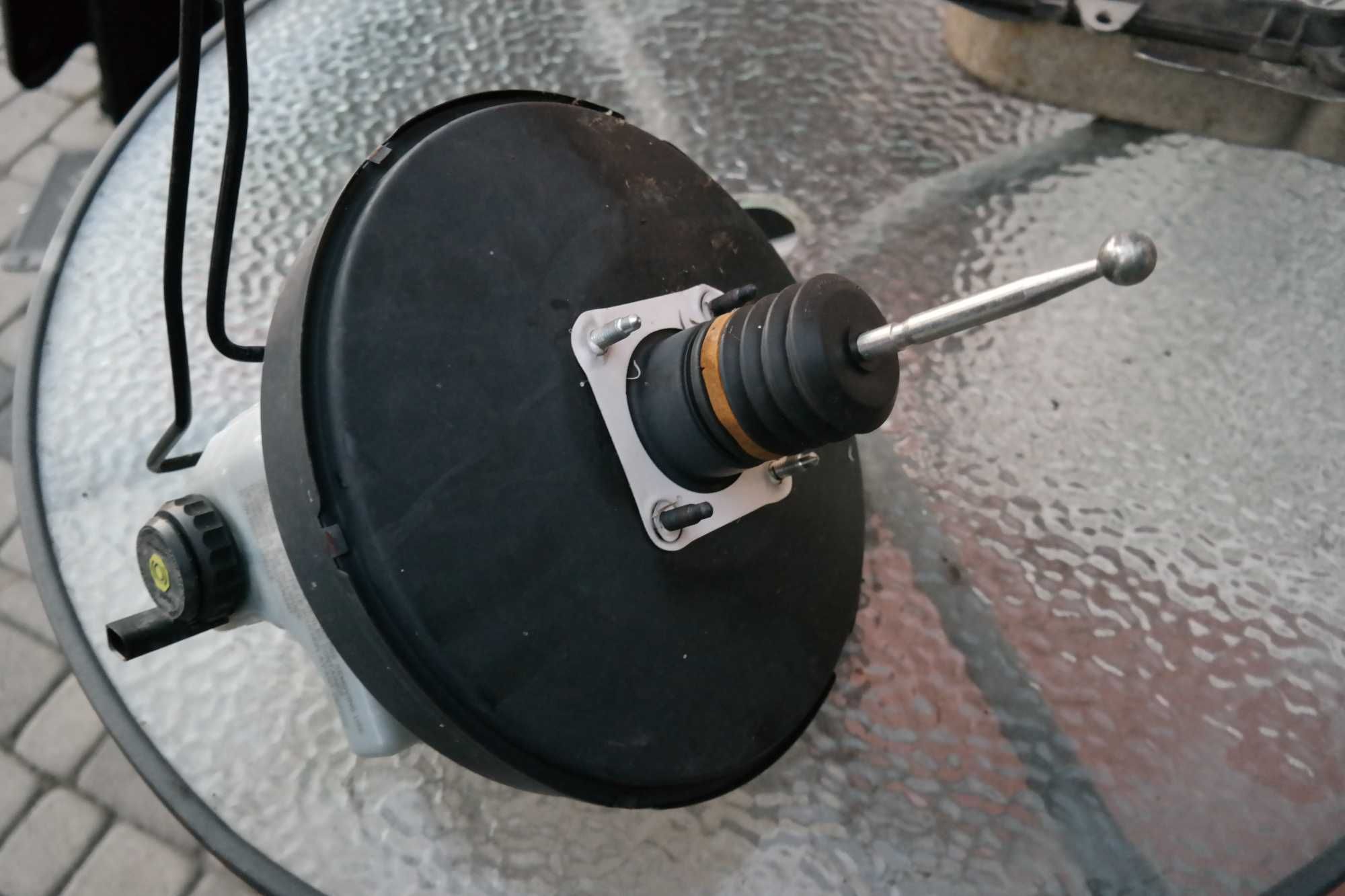 Serwo pompa hamulcowa  7N 5N 3C 3C1.614105AP TIGUAN