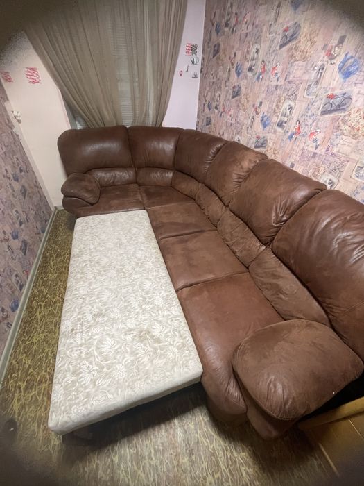 Продам диван уголок
