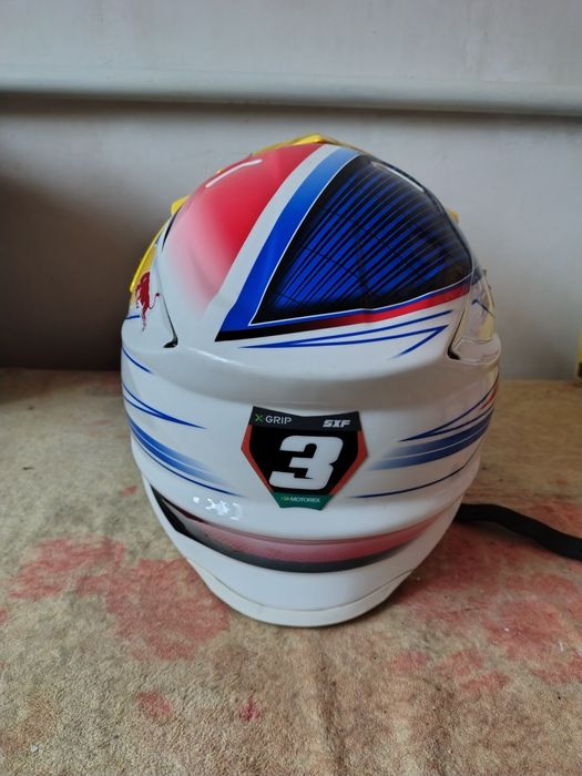 Продам шлем  SHOEI