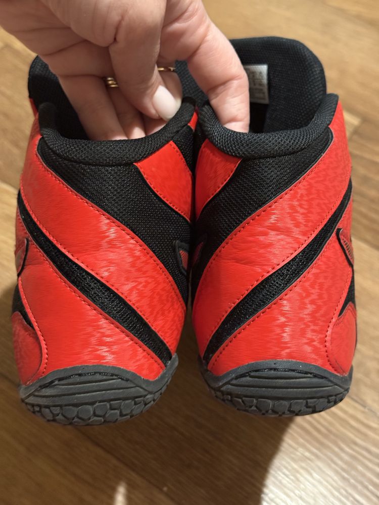Продам борцовки «Asics», 39 размер