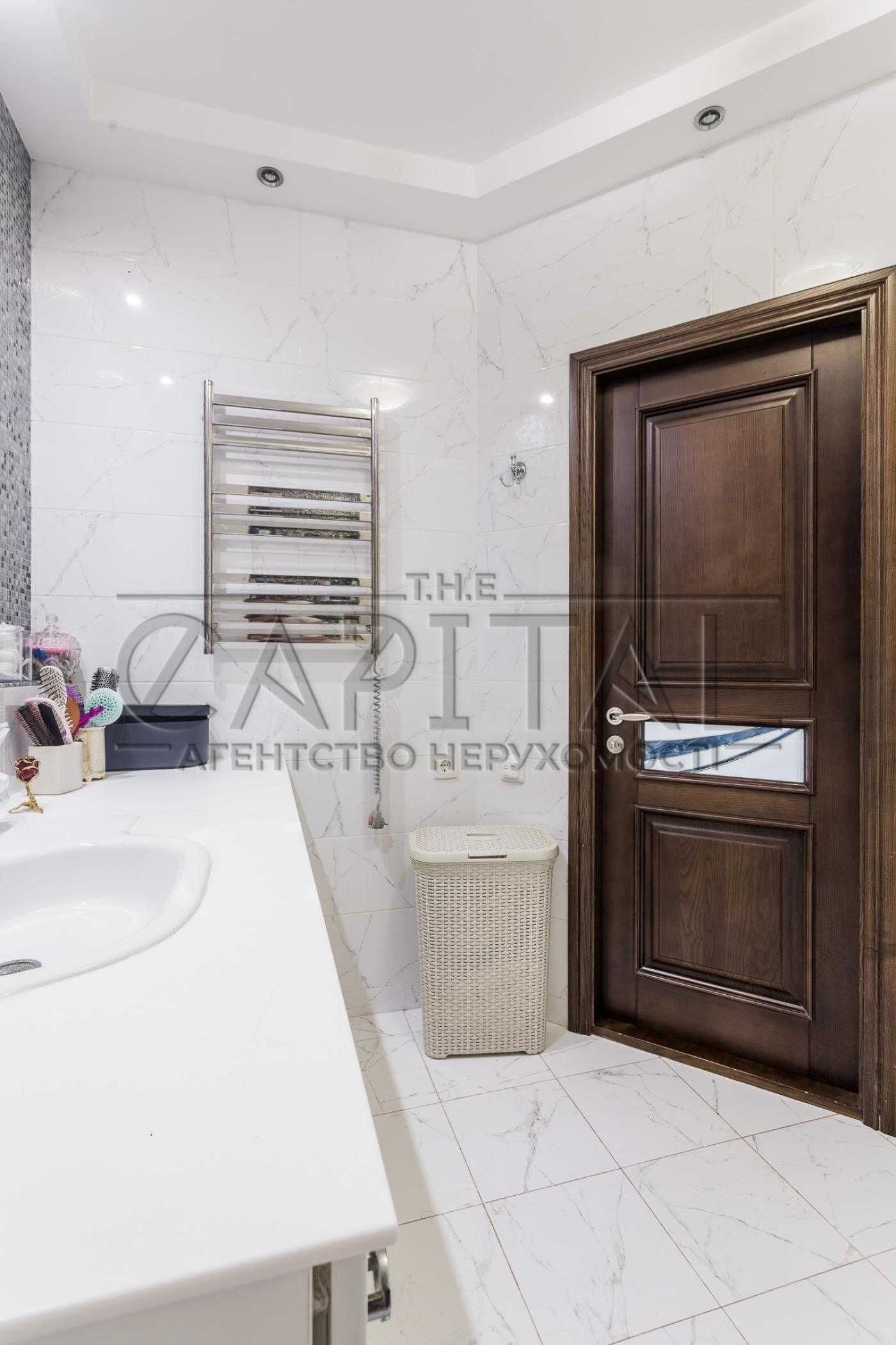 Продажа квартиры в ЖК Александровский, Соломенский район.
