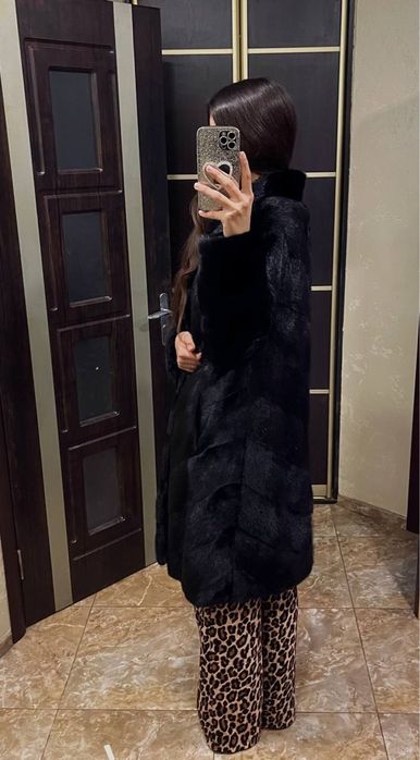 Шикарна норкова шуба Belino