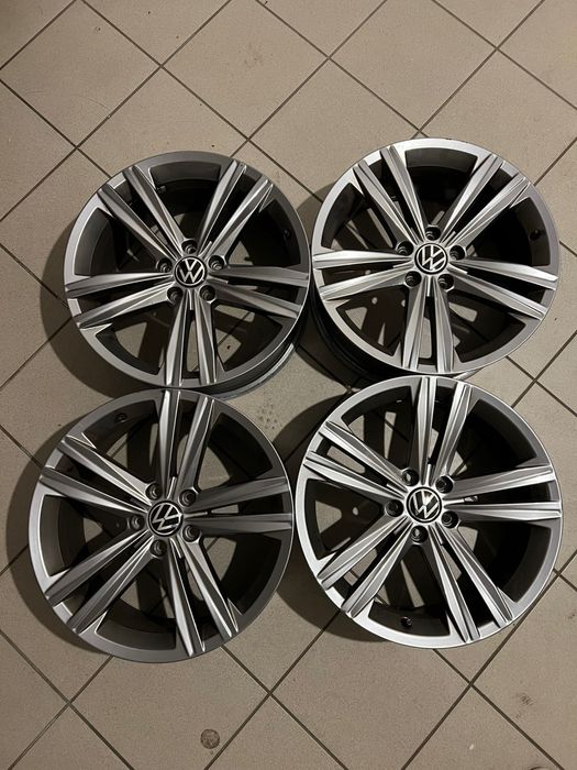 Felgi Vw Arteon R-Line 18 cali 5x112 oryginalne passat tiguan
