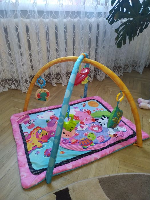 Продам розвиваючий коврик для малюків