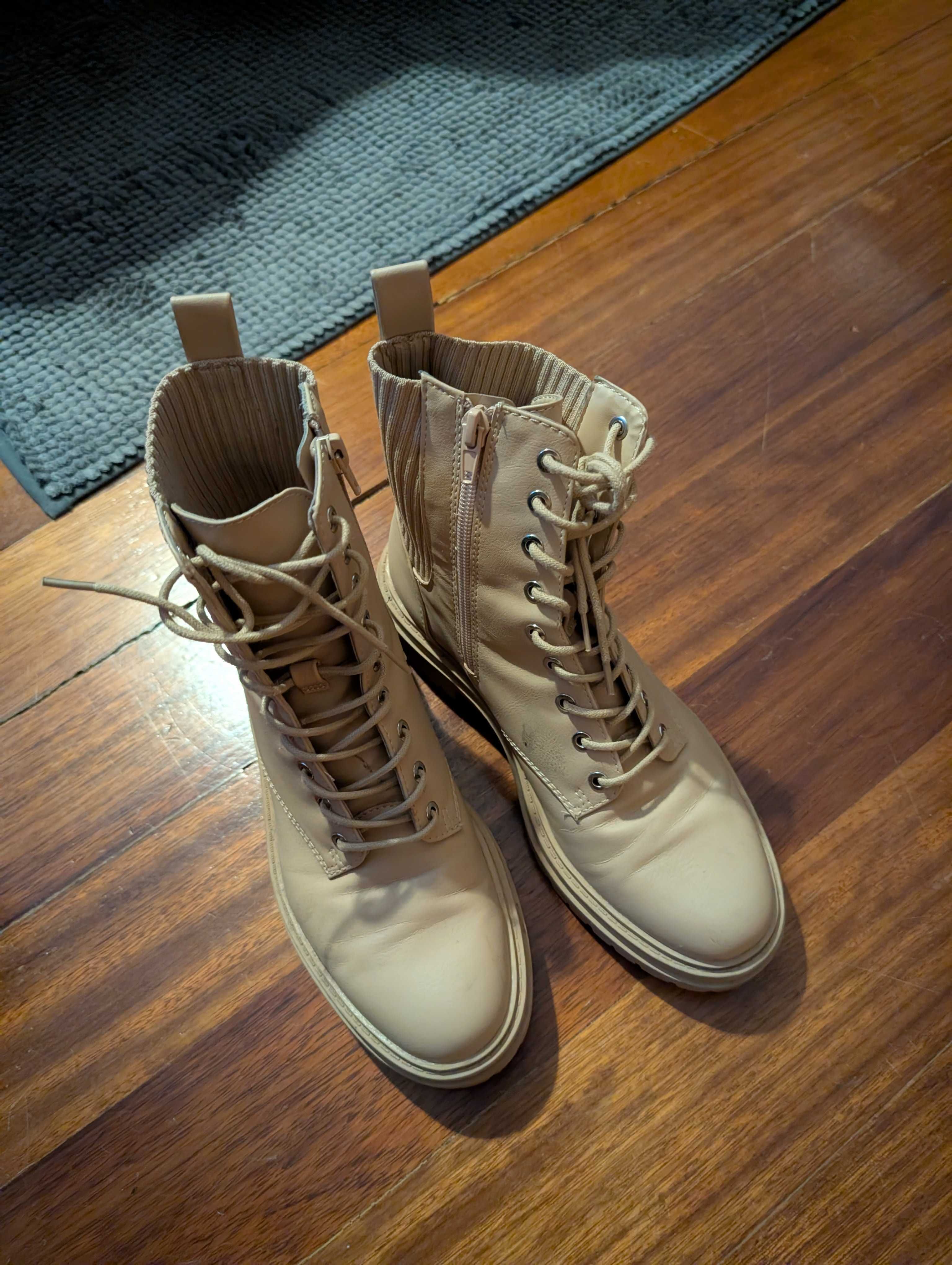 Botas Lefties Bege