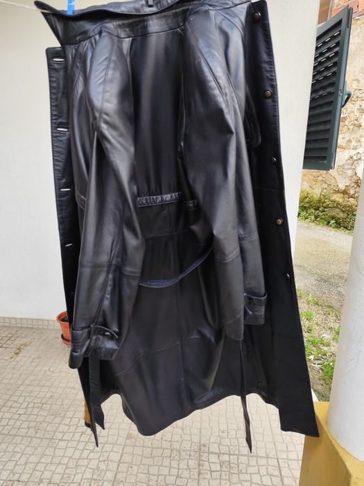 Sobretudo/ Gabardina em pele (casa das Peles)