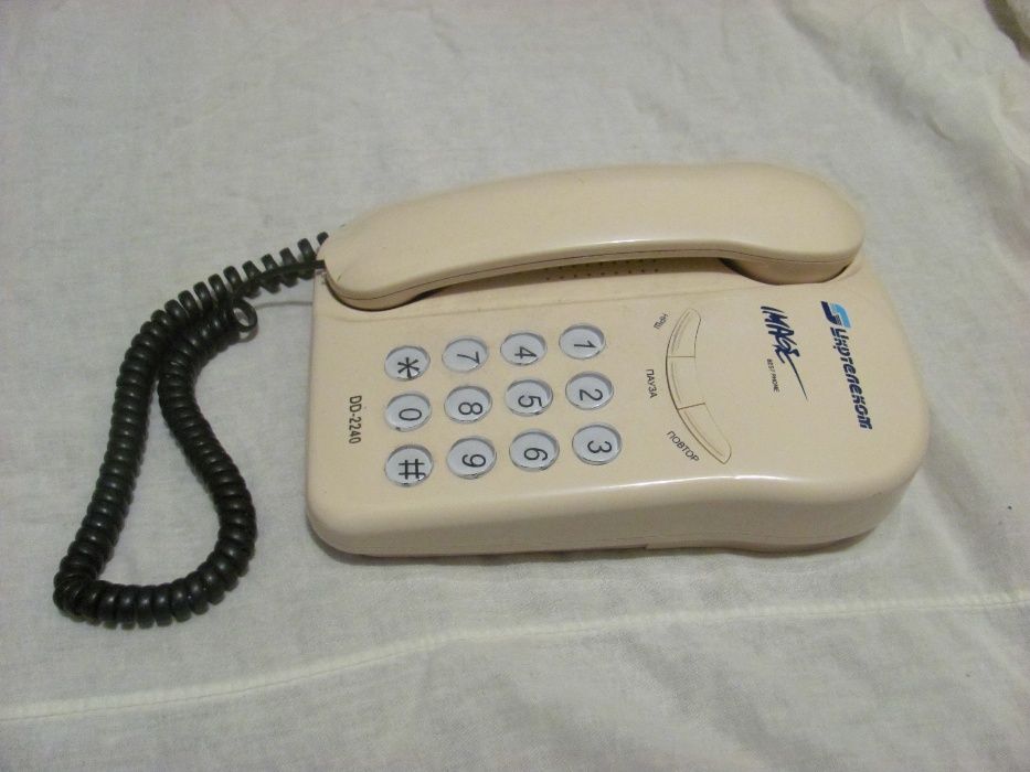 Телефон стационарный DD 2240