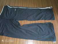 Spodnie 3/4 sportowe Nike L