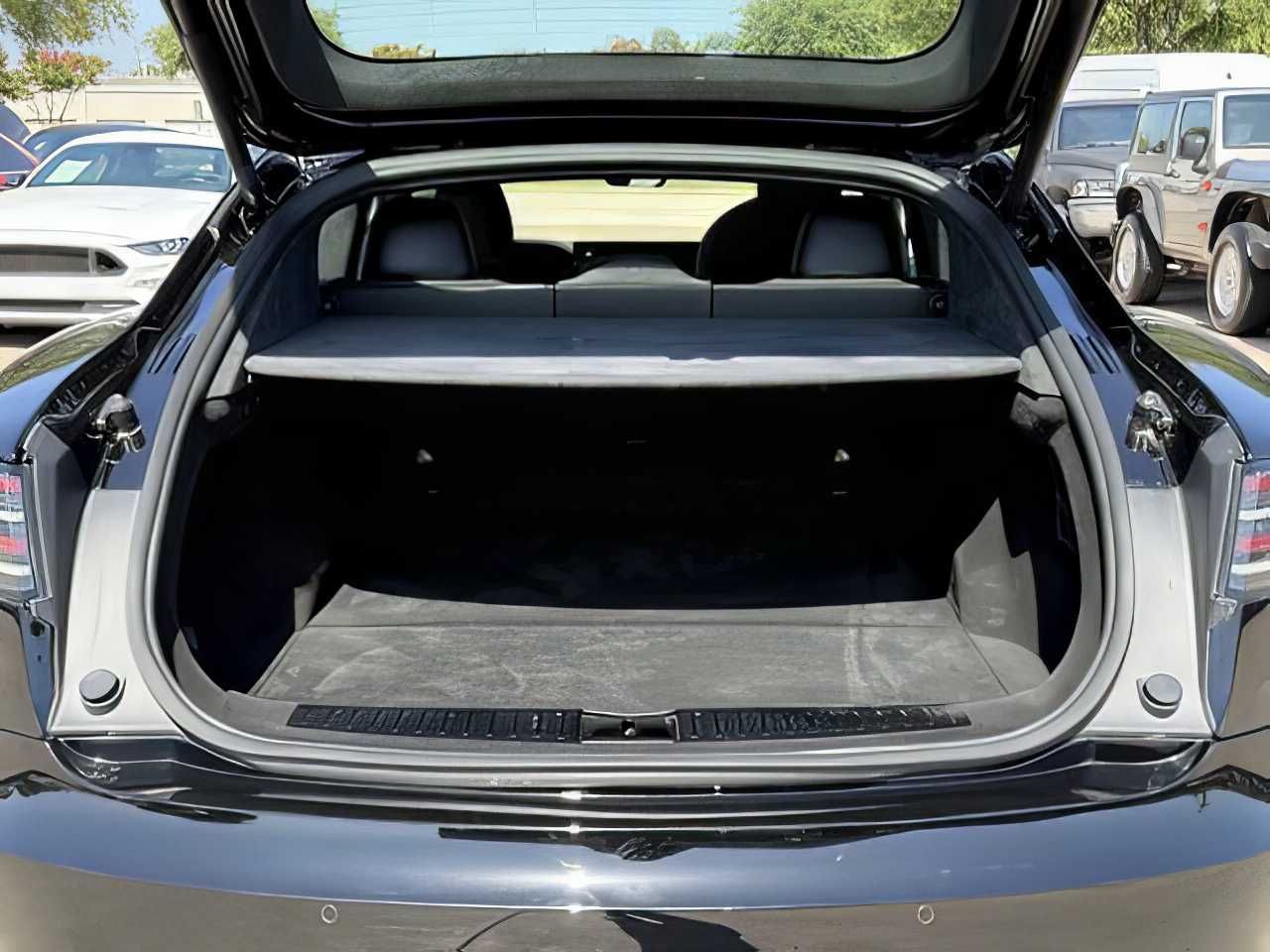 2022 Tesla Model S