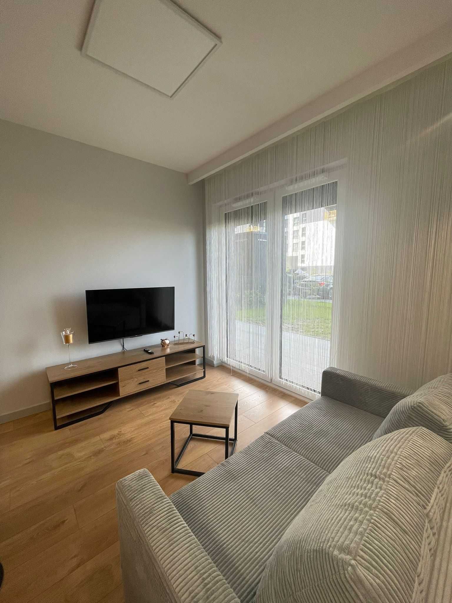 Wynajmę apartament z ogródkiem przy CH Bonarka