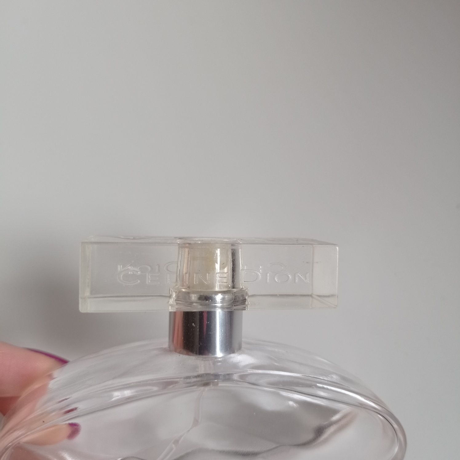 Pusty flakonik po perfumach Celine Dion