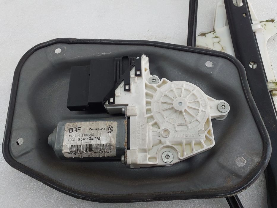 Elevador vidros trás direito VOLKSWAGEN Golf V (1K1)