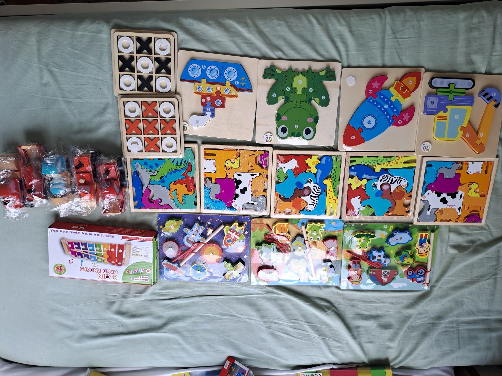 Lote de brinquedos infantis
