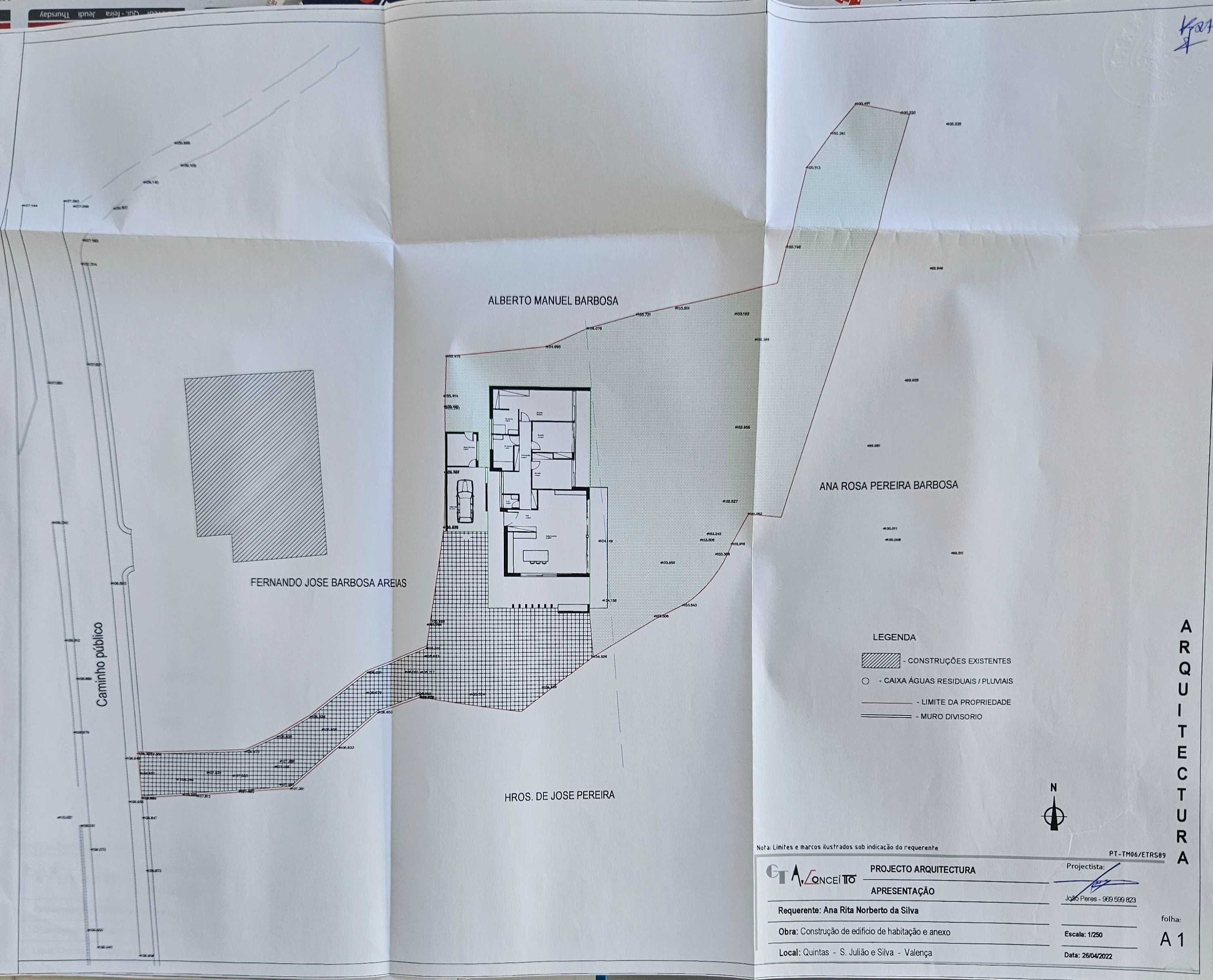 Terreno em Valença com 2262m2 com projeto aprovado para moradia .