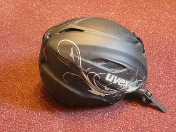 Kask narciarski UVEX damski