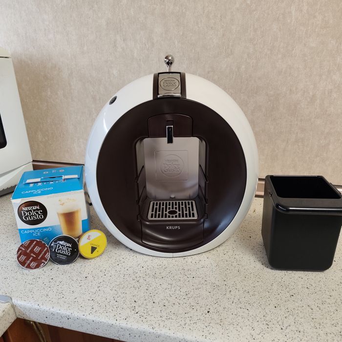 Капсульная кофемашина, кофеварка, Dolce gusto, KRUPS