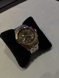 Zegarek na bransolecie Versace Verus