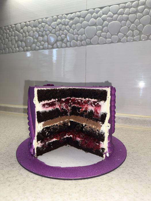 Торт Снікерс Хмельницький