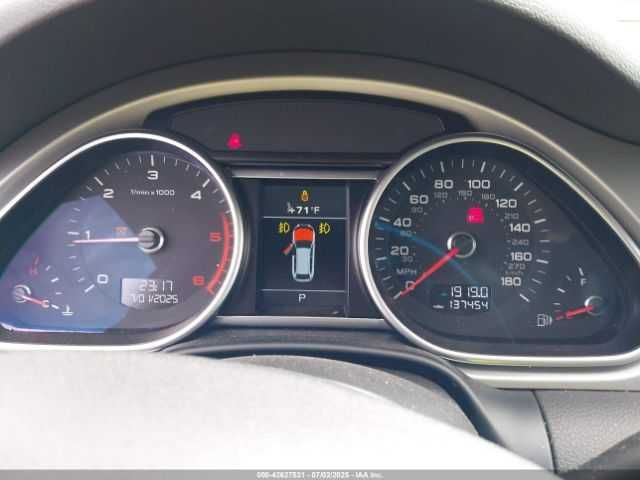 AUDI Q7 3.0 TDI Premium + 2015