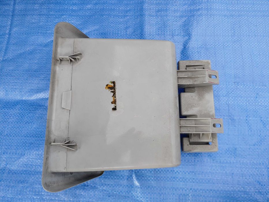 Schowek półka podsufitki Volkswagen T5 03-15