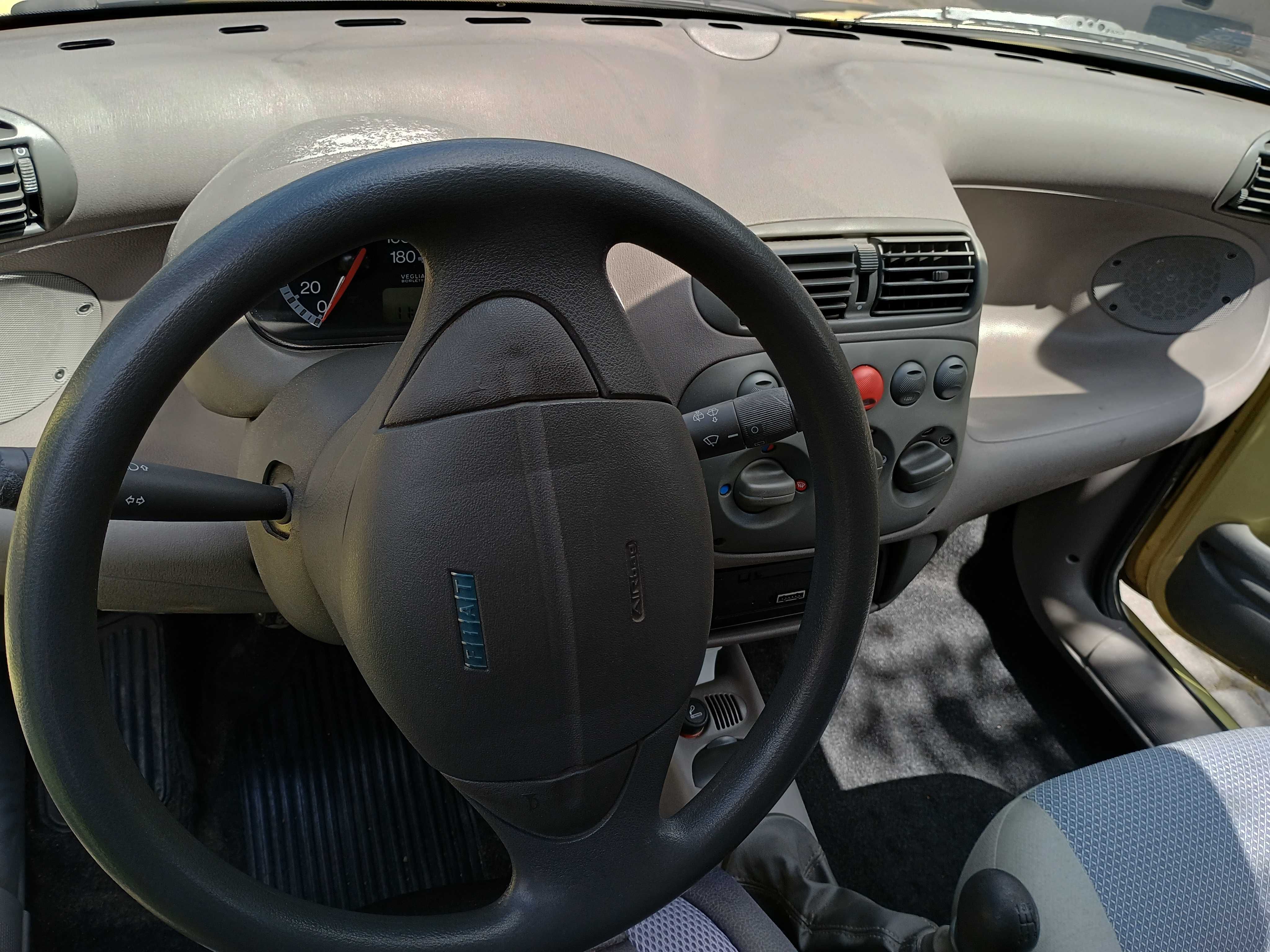 Fiat Seicento 2004 1.1 żółta wanilia