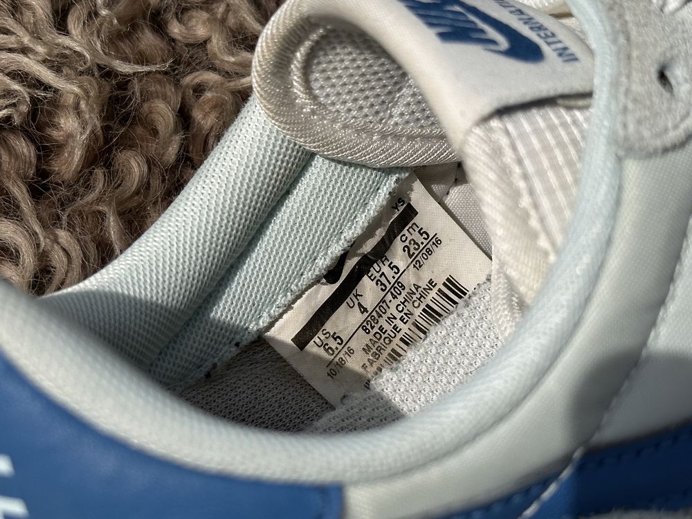 Оригінальні кросівки Nike Internationalist 37.5р