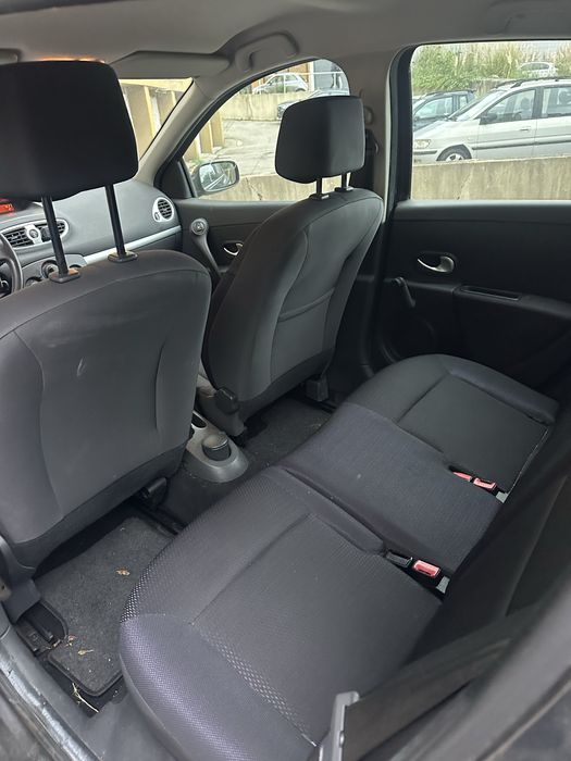 Renault Clio 3 em ótimo estado