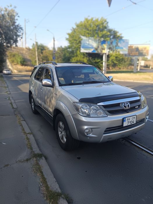 Тойота Fortuner 2006 г мотор 4.0 -Газ -Бензин