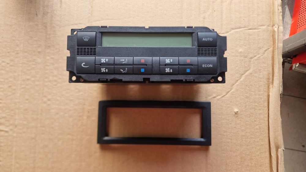 Panel klimatyzacji klimatronik VW T4 Multivan Caravelle 7D0907040