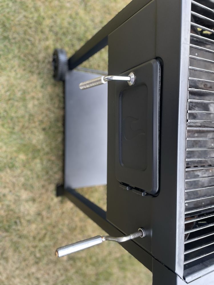 Вугільний гриль Char-Broil Performance Charcoal 580