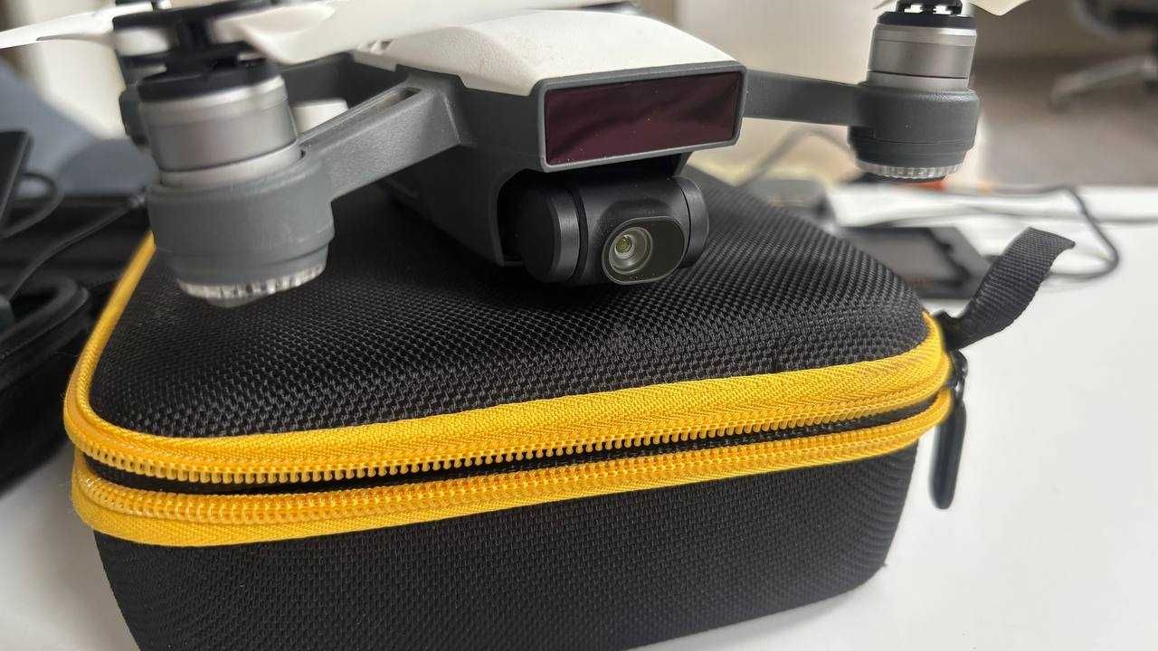 DJI Spark Fly More Combo