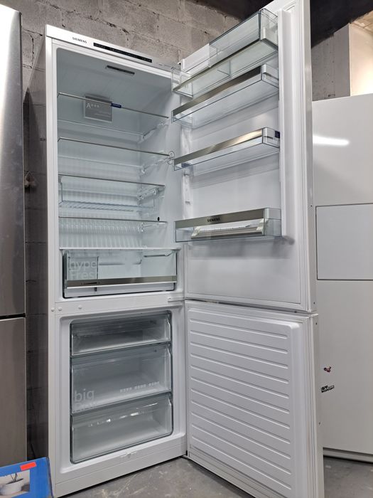 Високий та широкий холодильник Siemens kgn0965 суха заморозка