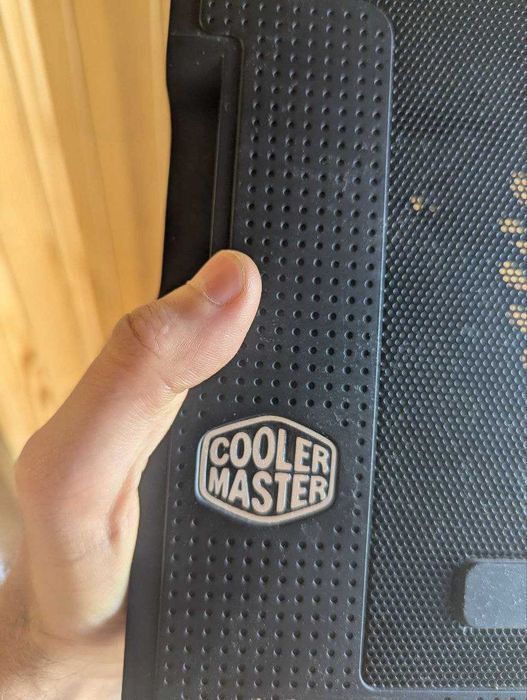 Підставка для ноутбука (USB подставка) для геймерського ноутбука