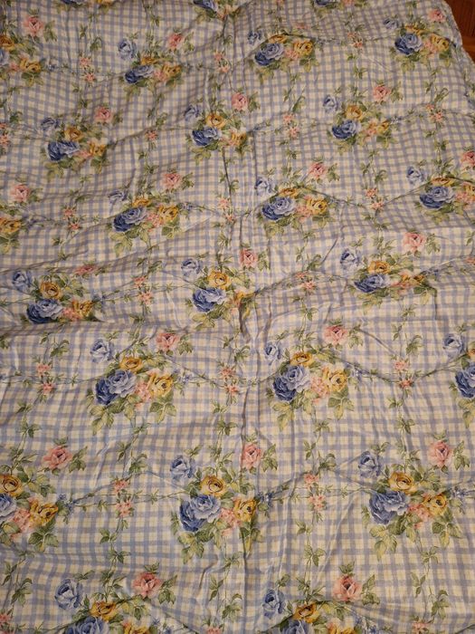 Edredom casal com tons de azul